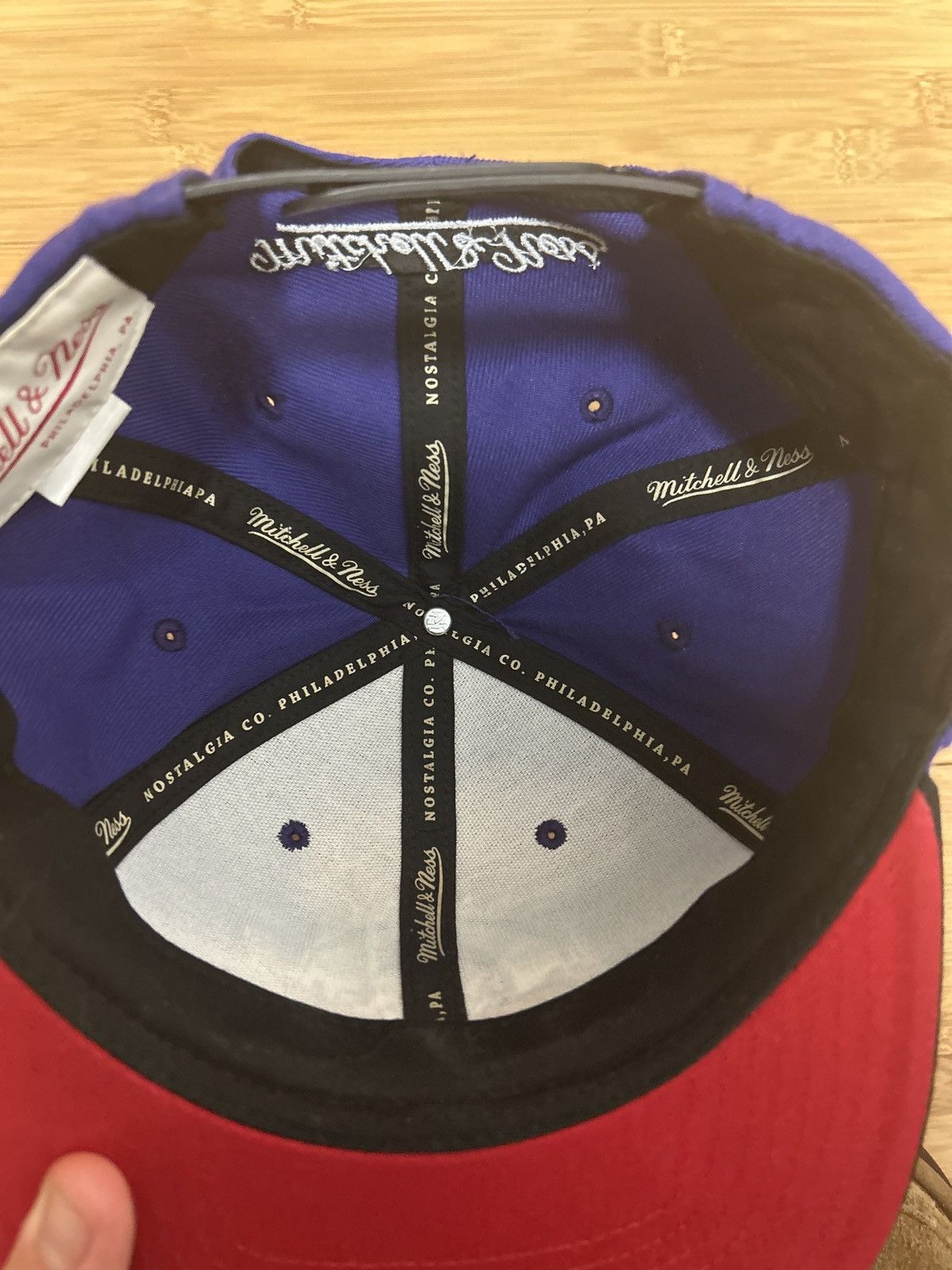 Mitchell & Ness Vintage Toronto raptors cap Size 30 - 4 Thumbnail