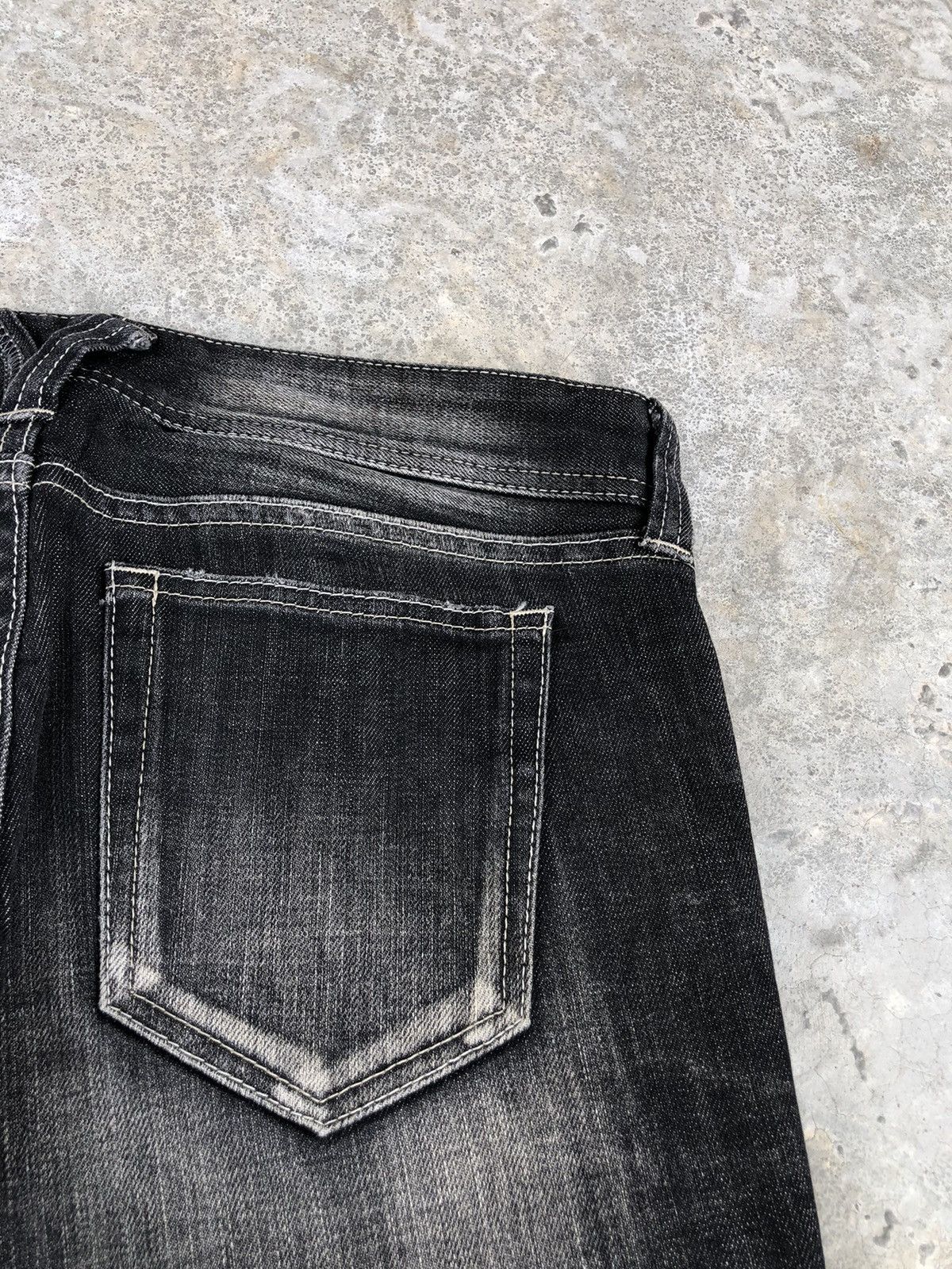 Vanquish Japanese Vanquish Distressed Jeans Skinny Jeans Size US 33 - 17 Thumbnail