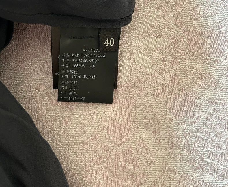Loro Piana LORO PIANA The dress is made of a silk gauze lining and co Size XS / US 0-2 / IT 36-38 - 4 Thumbnail