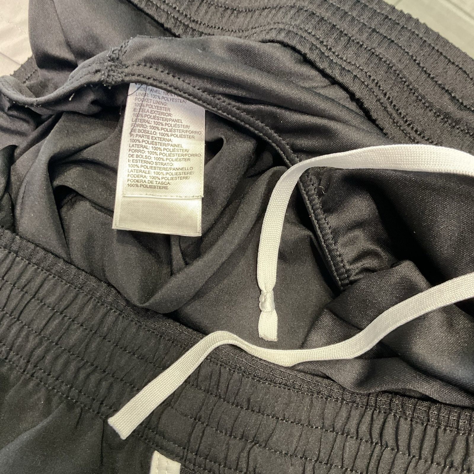 The North Face The North Face Black Athletic Running Shorts Size 30" / US 8 / IT 44 - 3 Thumbnail