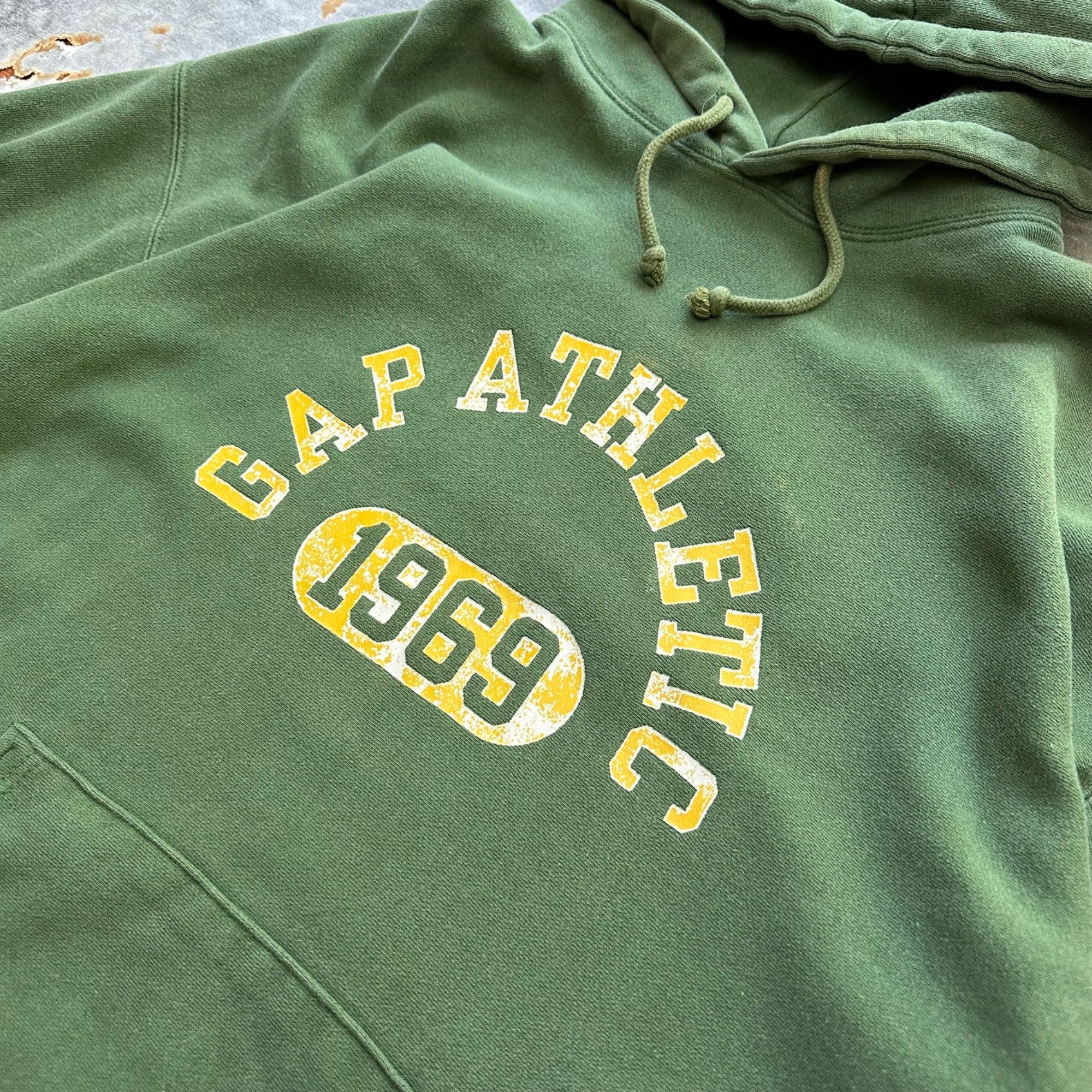 Gap × Vintage Vintage Y2K GAP Reverse Weave Style Hoodie Sweatshirt Olive Size US XL / EU 56 / 4 - 2 Thumbnail