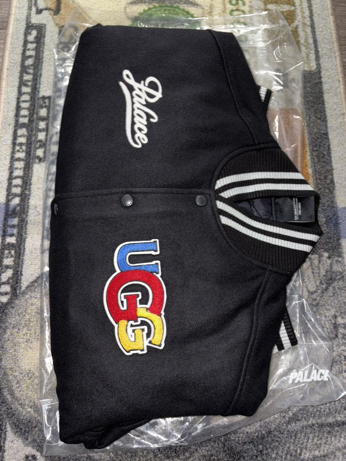 Palace × Ugg Palace x UGG Looney Tunes Palath Varsity Jacket Size US M / EU 48-50 / 2 - 1 Thumbnail