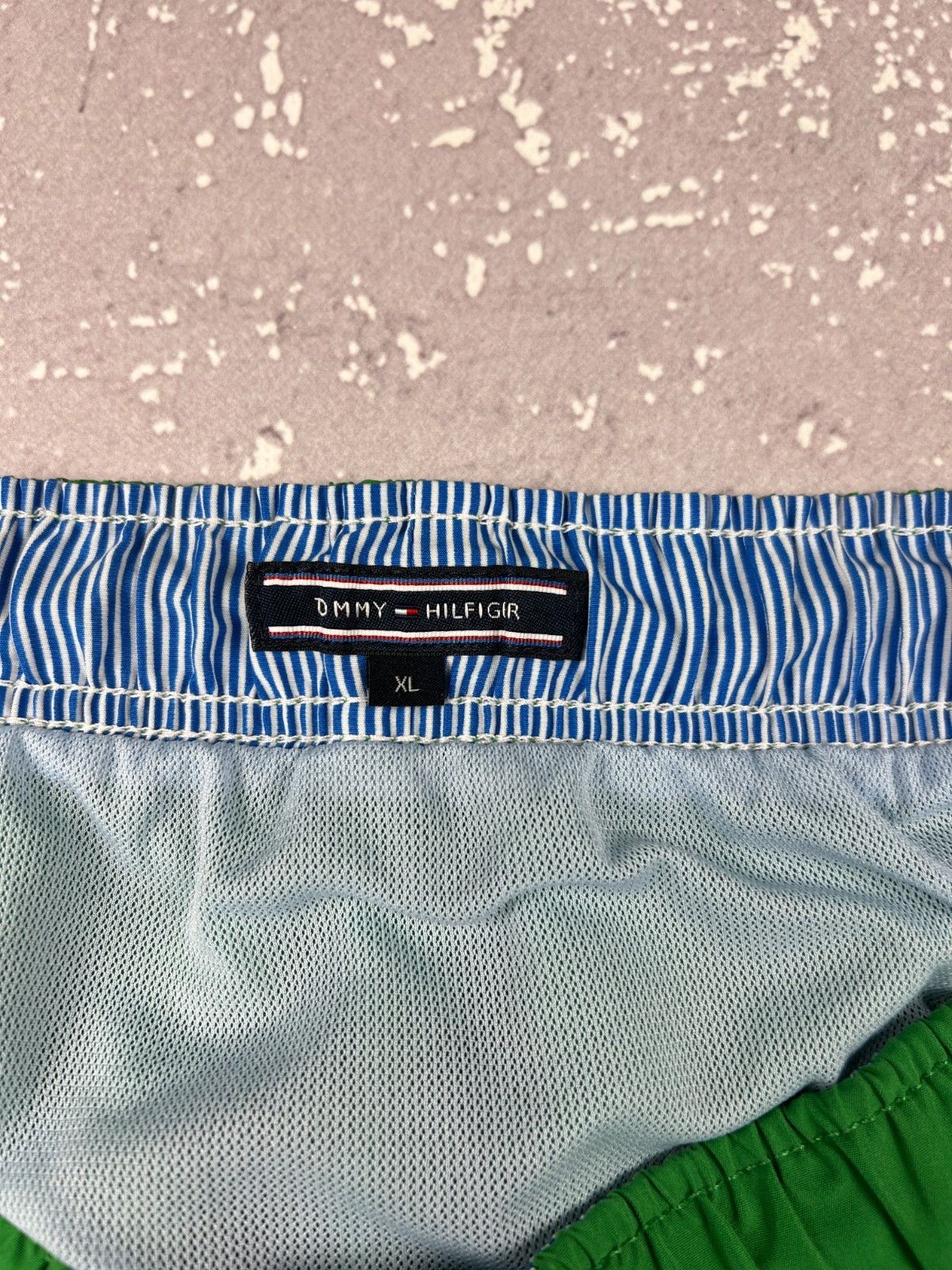 Tommy Hilfiger Vintage Tommy Hilfiger Summer Swim Shorts Mens XL Green Size US 36 / EU 52 - 6 Thumbnail