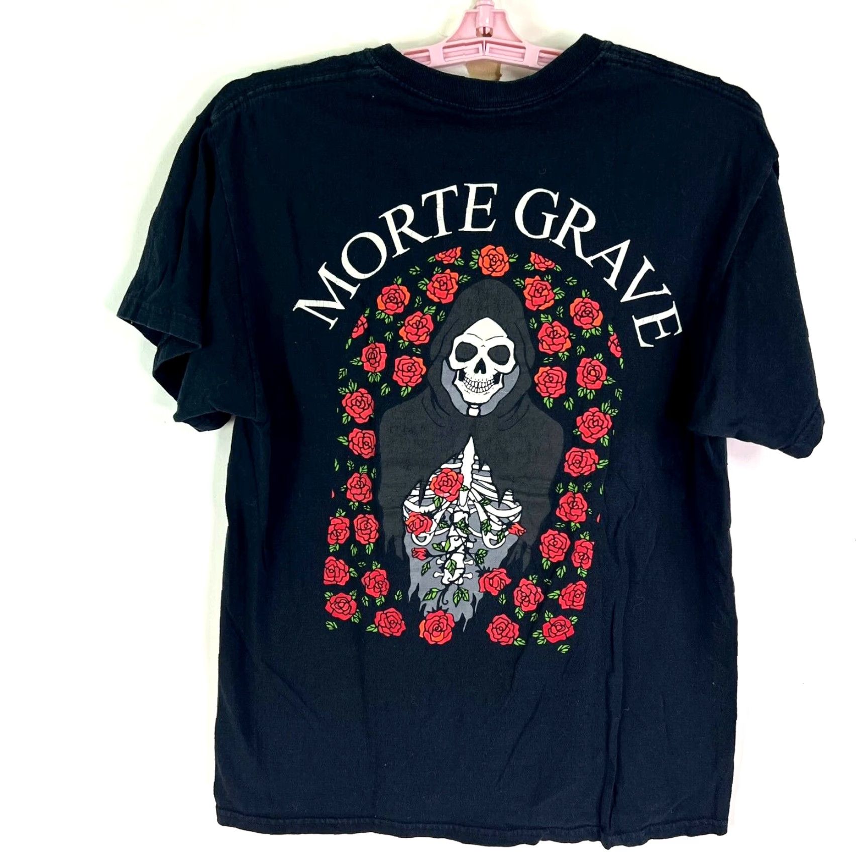 Vintage Morte Grave T-Shirt Mens Size M Black Graphic Skull Rose Goth Crew Neck Short Sleeve 40 in Cotton Men Size US M / EU 48-50 / 2 - 4 Thumbnail