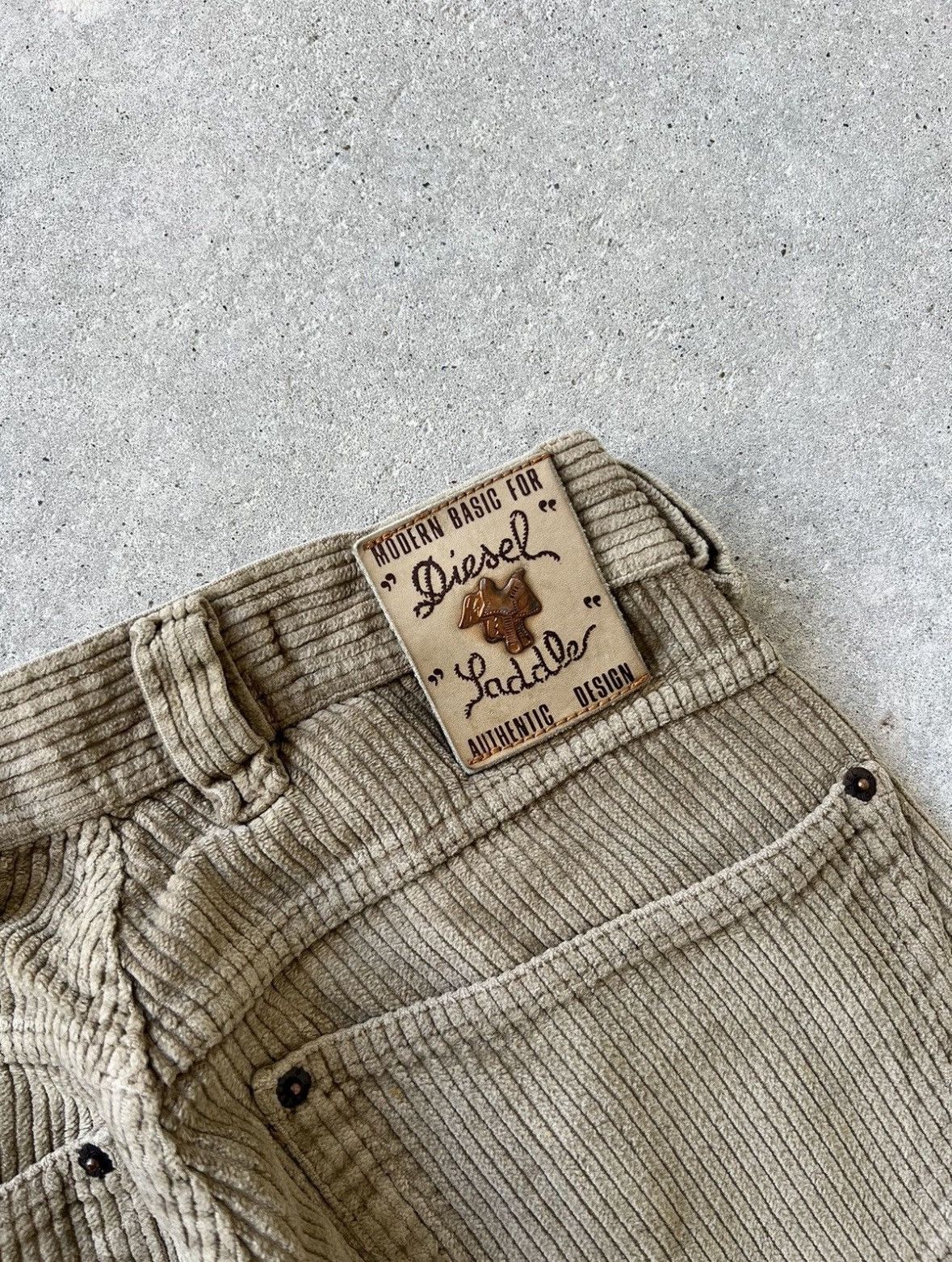 Diesel Vintage Diesel Corduroy Pants Size US 29 - 8 Thumbnail