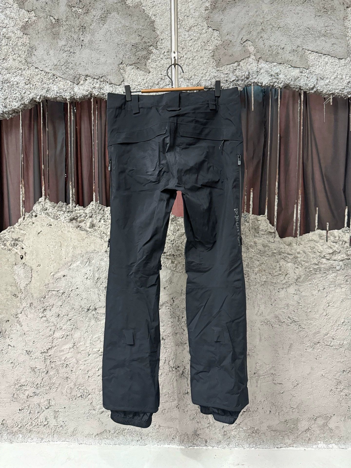 Burton Burton AK457 Snow Pants M w/ Flaws Size US 32 / EU 48 - 2 Thumbnail