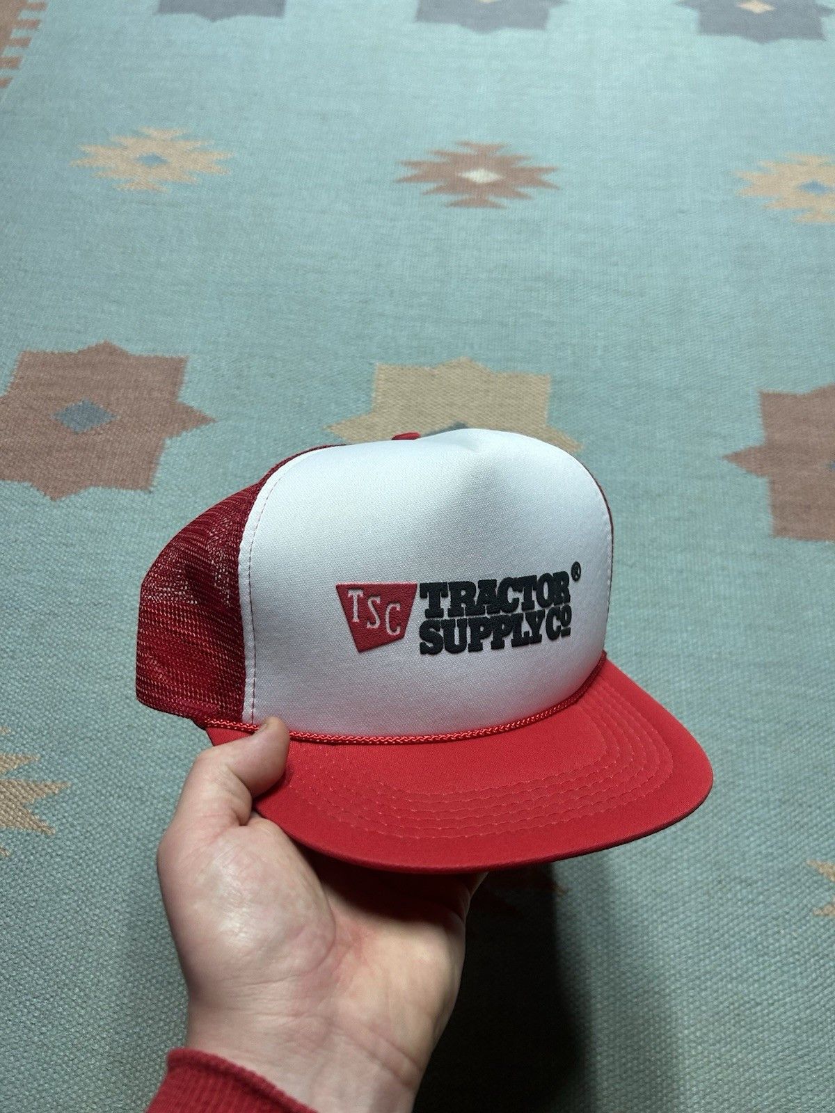 Vintage Vintage trucker hat tractor supply co red farm snapback Size ONE SIZE - 1 Thumbnail