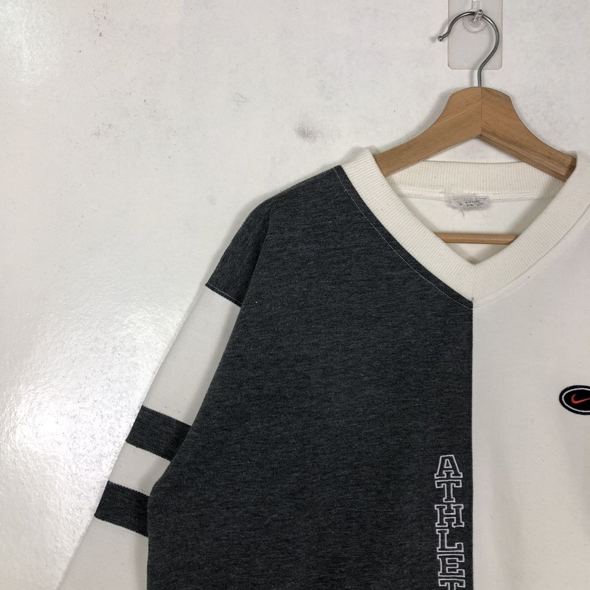 Nike 🔥90’s Vintage Nike Centre Sweatshirt Big Logo Swoosh Size US M / EU 48-50 / 2 - 9 Thumbnail