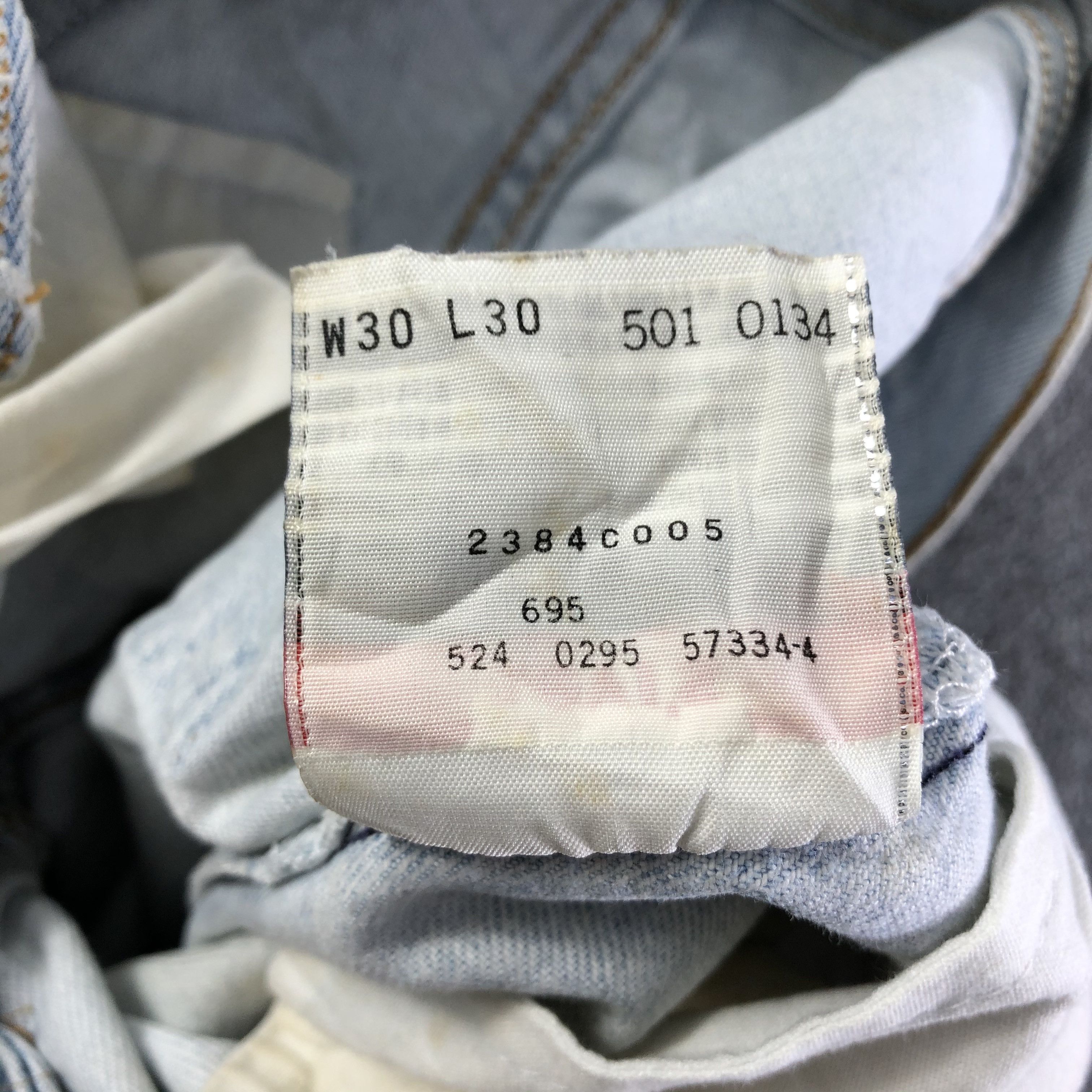 Levi's Vintage Light Wash Levis 501 Jeans-J4596 Size US 30 / EU 46 - 12 Thumbnail
