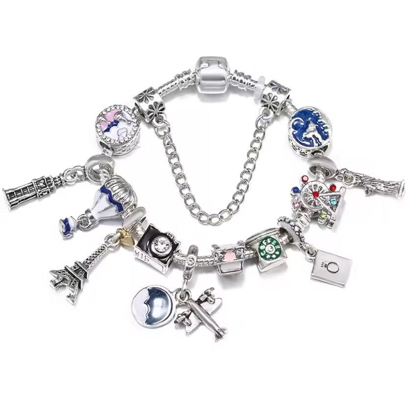 Other Beads Charm Bracelet Size ONE SIZE - 1 Preview