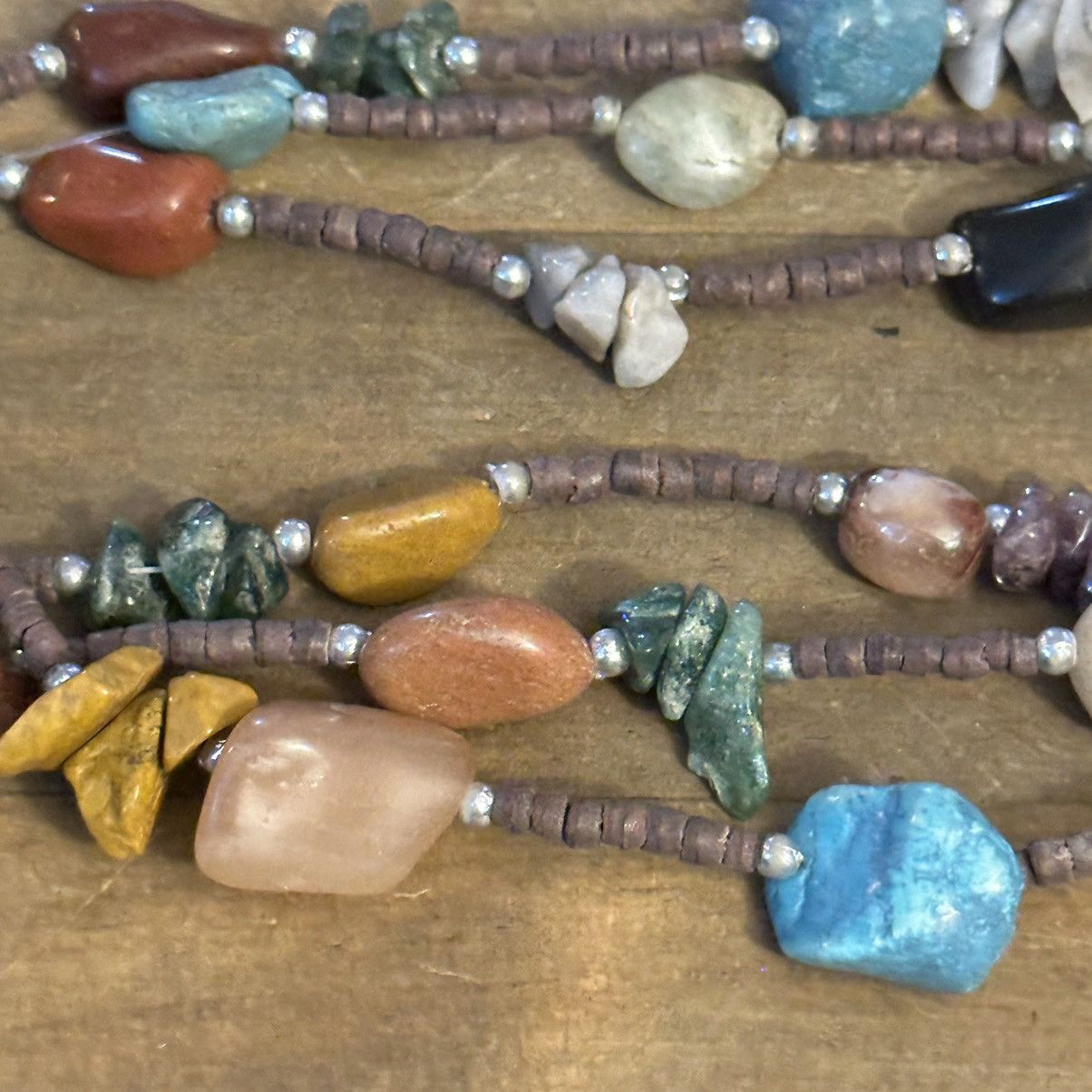 Vintage Vintage long polished rock and shell necklace Size ONE SIZE - 3 Thumbnail