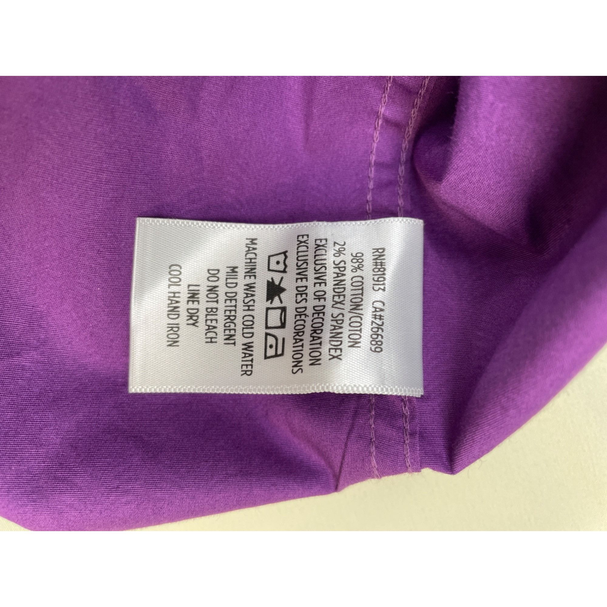 Robert Graham Robert Graham Men's Purple geometric Button Down Shirt Size Size US S / EU 44-46 / 1 - 7 Thumbnail