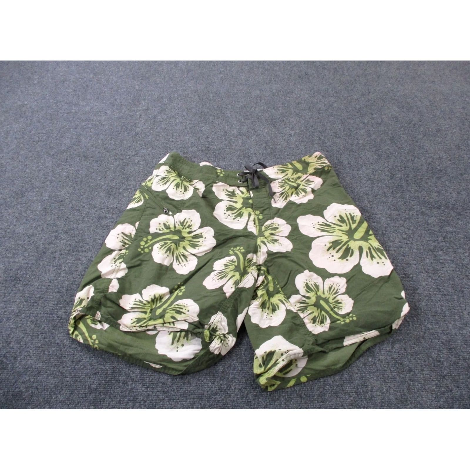 Patagonia Patagonia Board Shorts Mens 36 Green Floral Wavefarer Unlined Swim Trunks 86771 Size US 36 / EU 52 - 2 Thumbnail