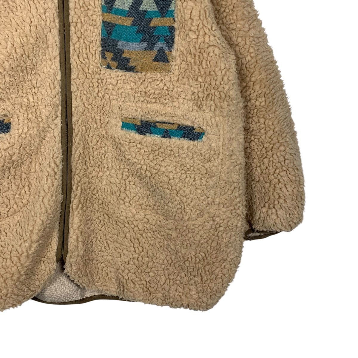 Japanese Brand TITICACA Deep Pile Fleece Jacket V Neck #2108-C92 Size US L / EU 52-54 / 3 - 4 Thumbnail