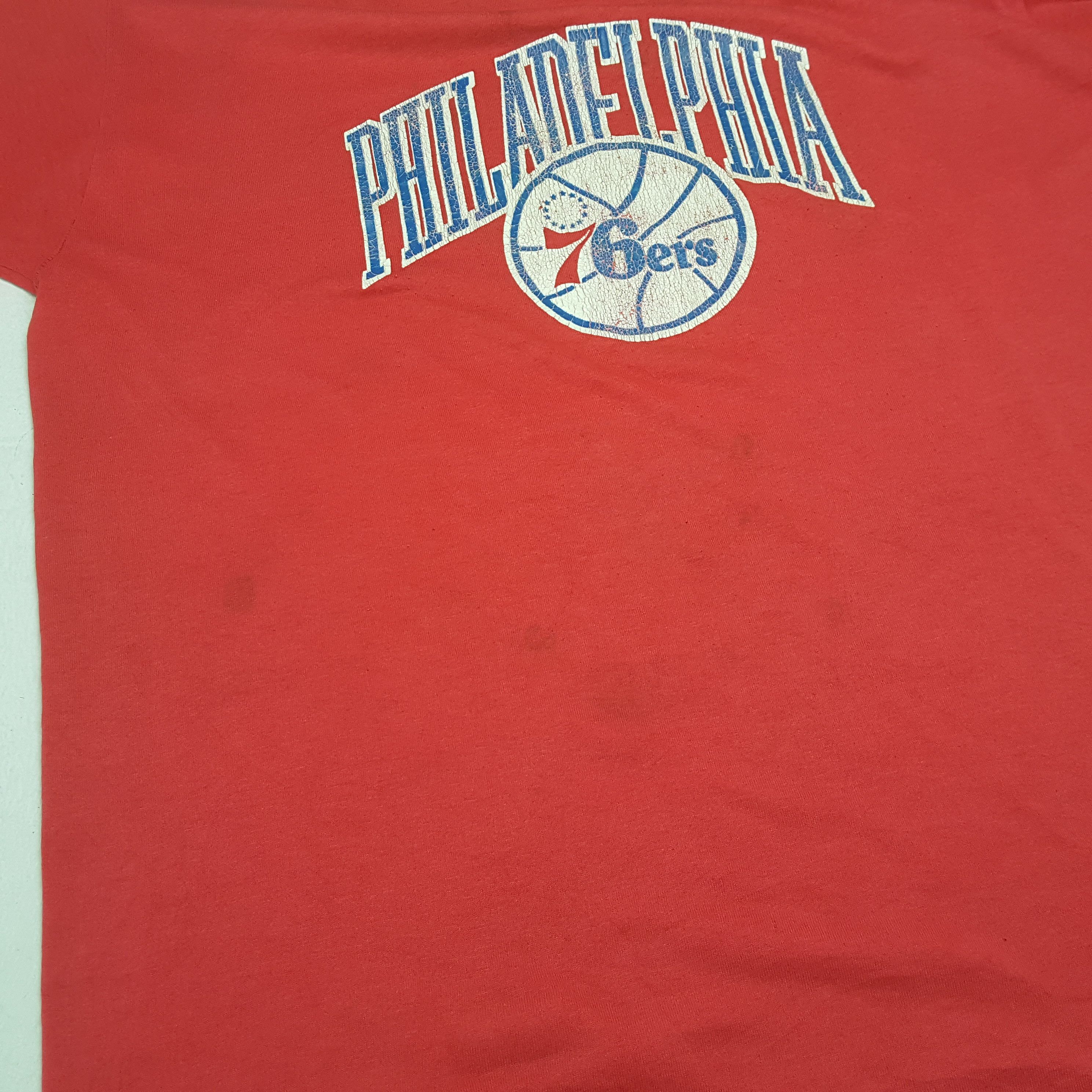 NBA × Vintage Philadelphia 76ers Basketball Team Vintage Tshirt Size US L / EU 52-54 / 3 - 8 Thumbnail