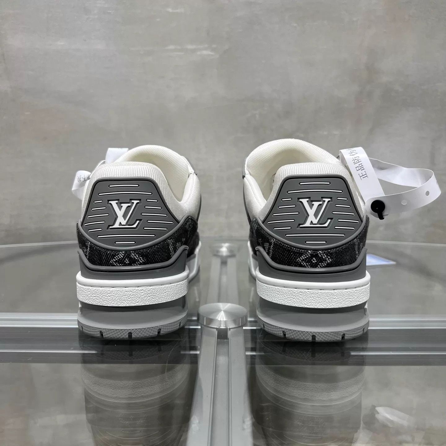 Louis Vuitton LV Trainer Gray White Denim UK3 / 37 New w/ Box Size US 5.5 / IT 35.5 - 6 Thumbnail