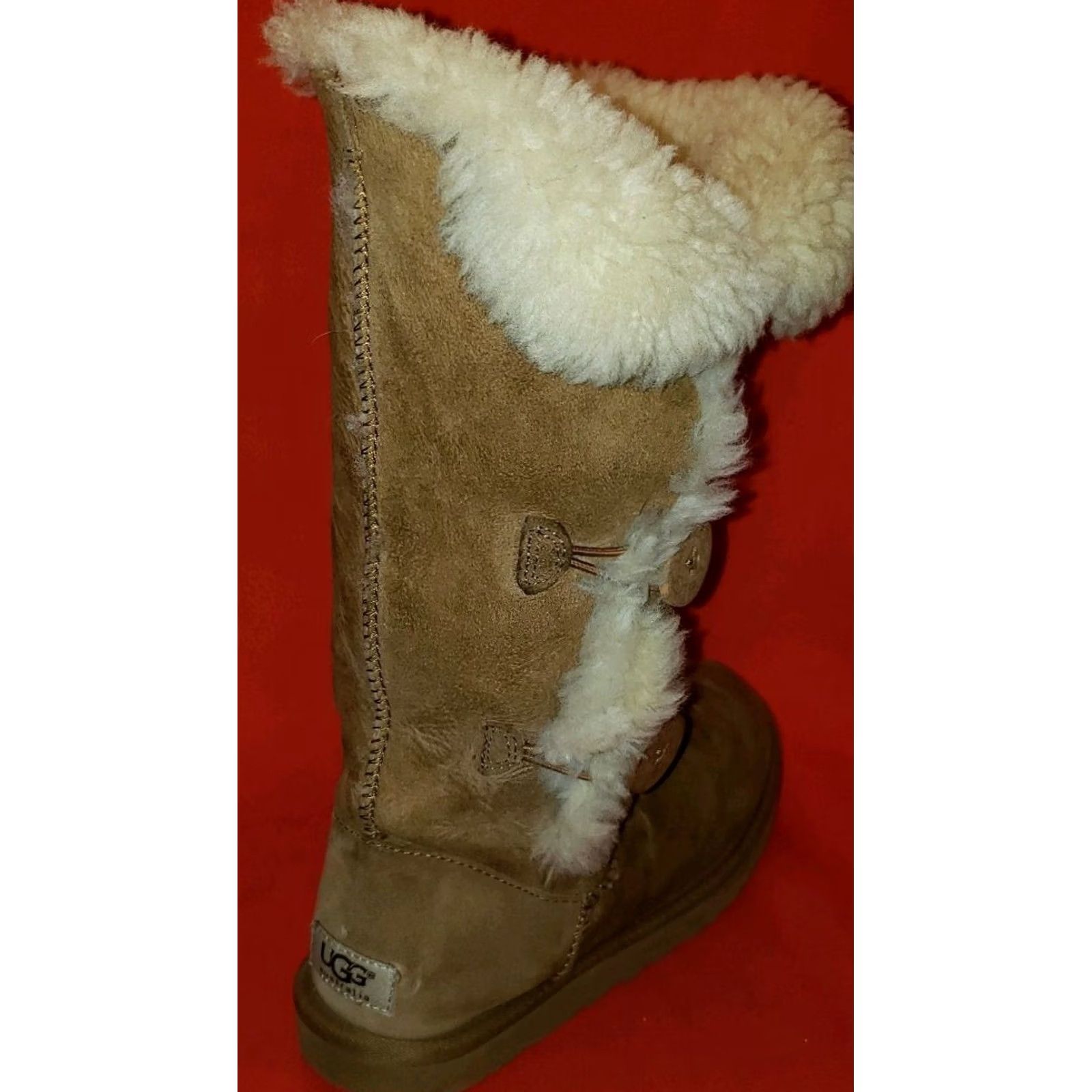 Ugg UGG Australia Boots Womens Brown Women BAILEY BUTTON TRIPLET CHESTNUT Size US 8 / IT 38 - 6 Thumbnail
