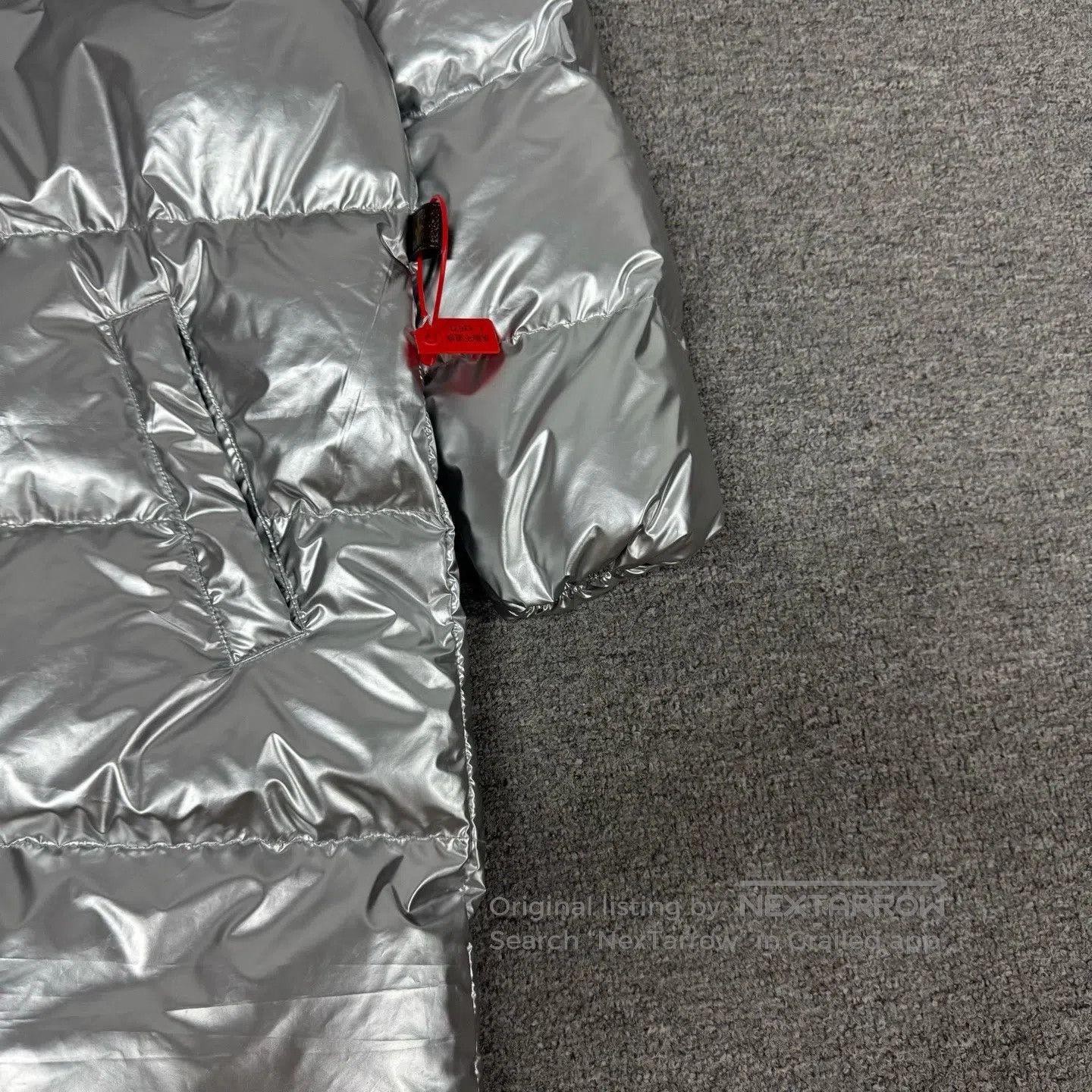 Louis Vuitton Louis Vuitton size 34 Silver glossy finish; long-length ho Size S / US 4 / IT 40 - 4 Thumbnail
