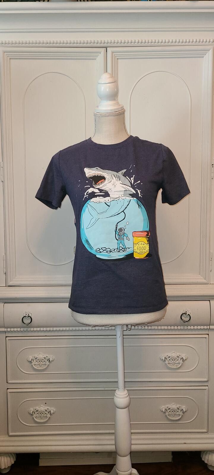 Other Cat & Jack Large (12/14) Navy T-Shirt with Shark Design Size ONE SIZE - 1 Thumbnail