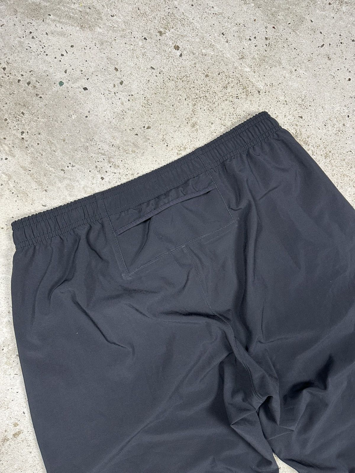 Nike Vintage Y2K Nike Black Baggy Track Pants Swoosh usa rare Size US 34 / EU 50 - 13 Thumbnail