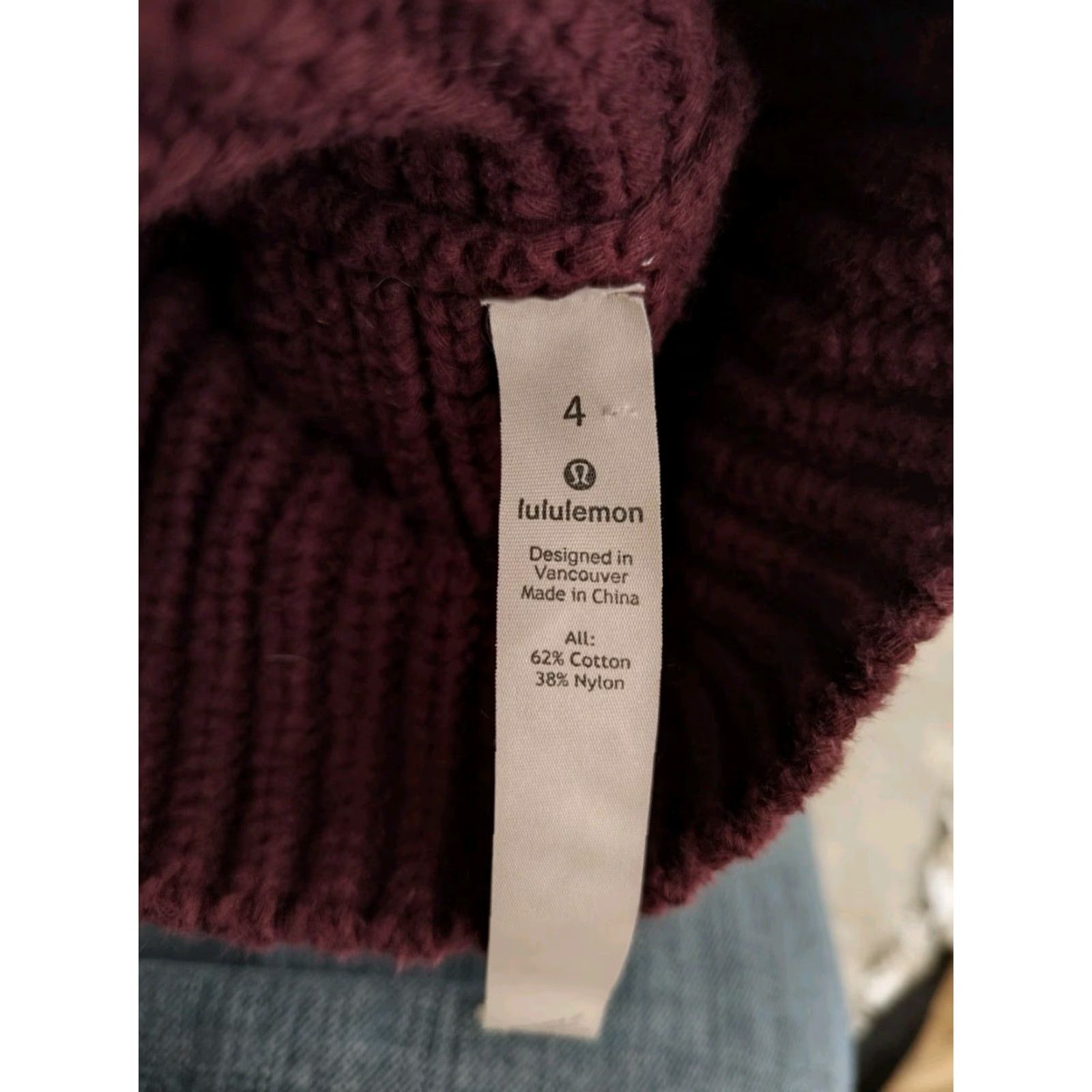 Lululemon VINTAGE Lululemon Women's Sweater Pullover Turtleneck Casual Size 4 Burgundy Cotton Size S / US 4 / IT 40 - 6 Thumbnail