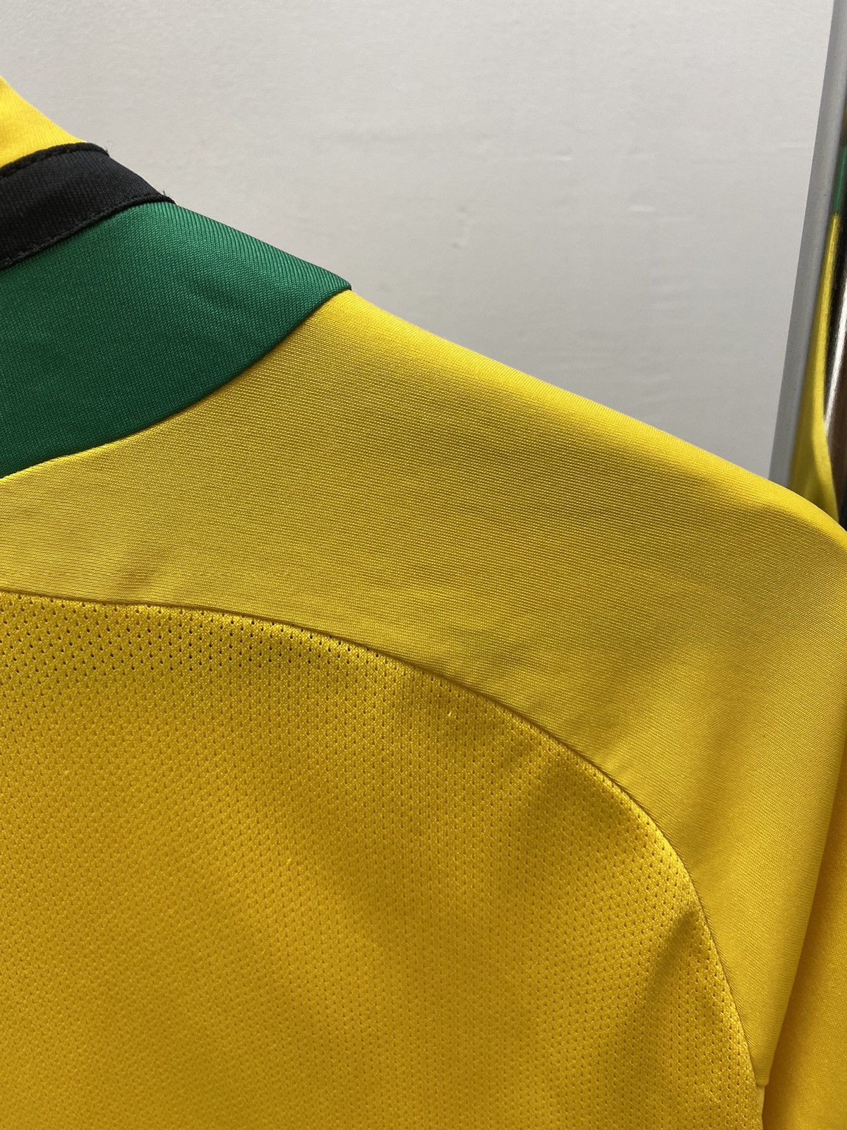 Nike South Africa 2012 2013 Home Jersey Football Soccer Shirt Kit Size US M / EU 48-50 / 2 - 20 Thumbnail