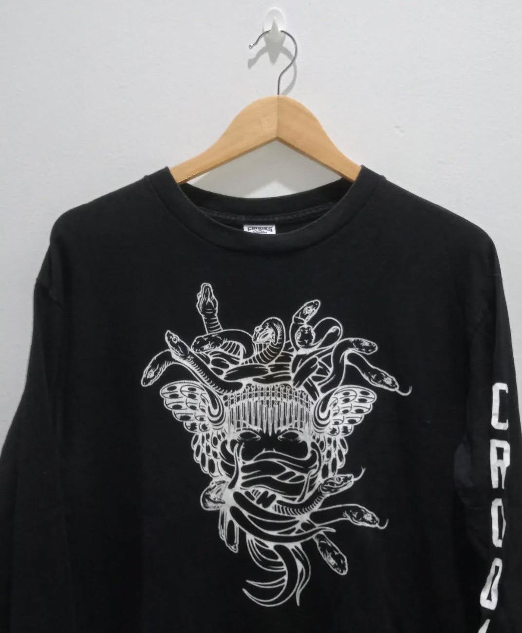 Crooks & Castles TSHIRT : CROOKS & CASTLES - MEDUSA Size US M / EU 48-50 / 2 - 3 Thumbnail