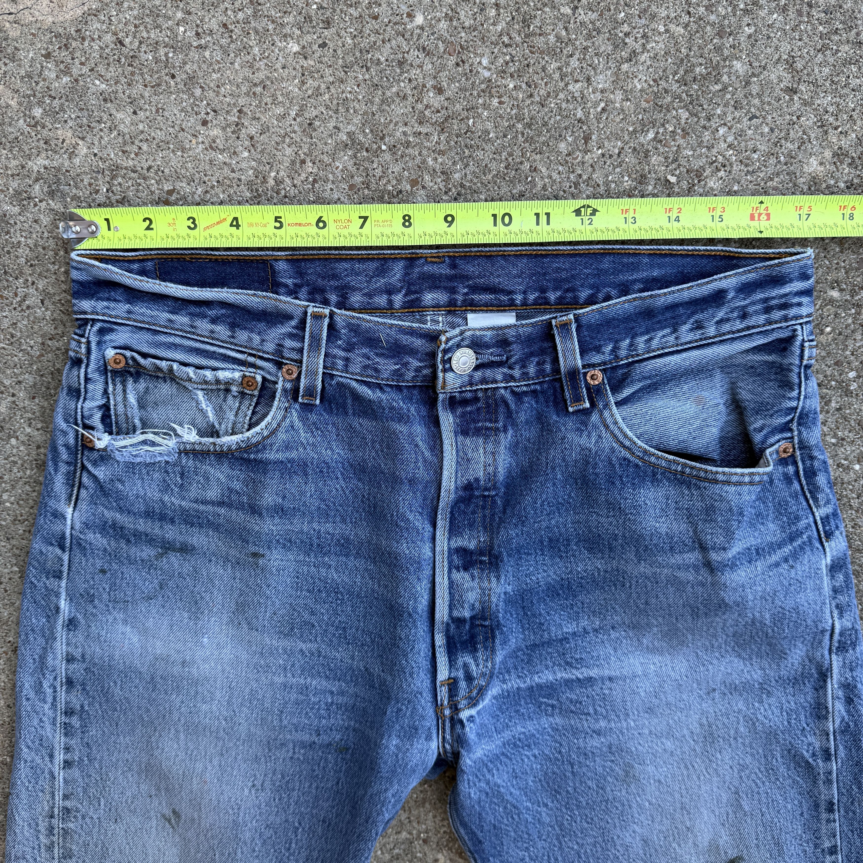 Levi's Vintage 90s Levis 501 Blue Button fly Denim Jeans Size US 34 / EU 50 - 7 Thumbnail