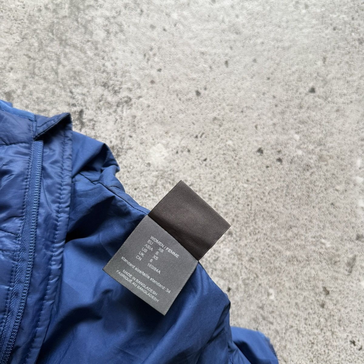 Jack Wolfskin Jack Wolfskin Women Blue Lightweight Insulated Hooded Jacket Size XS / US 0-2 / IT 36-38 - 8 Thumbnail