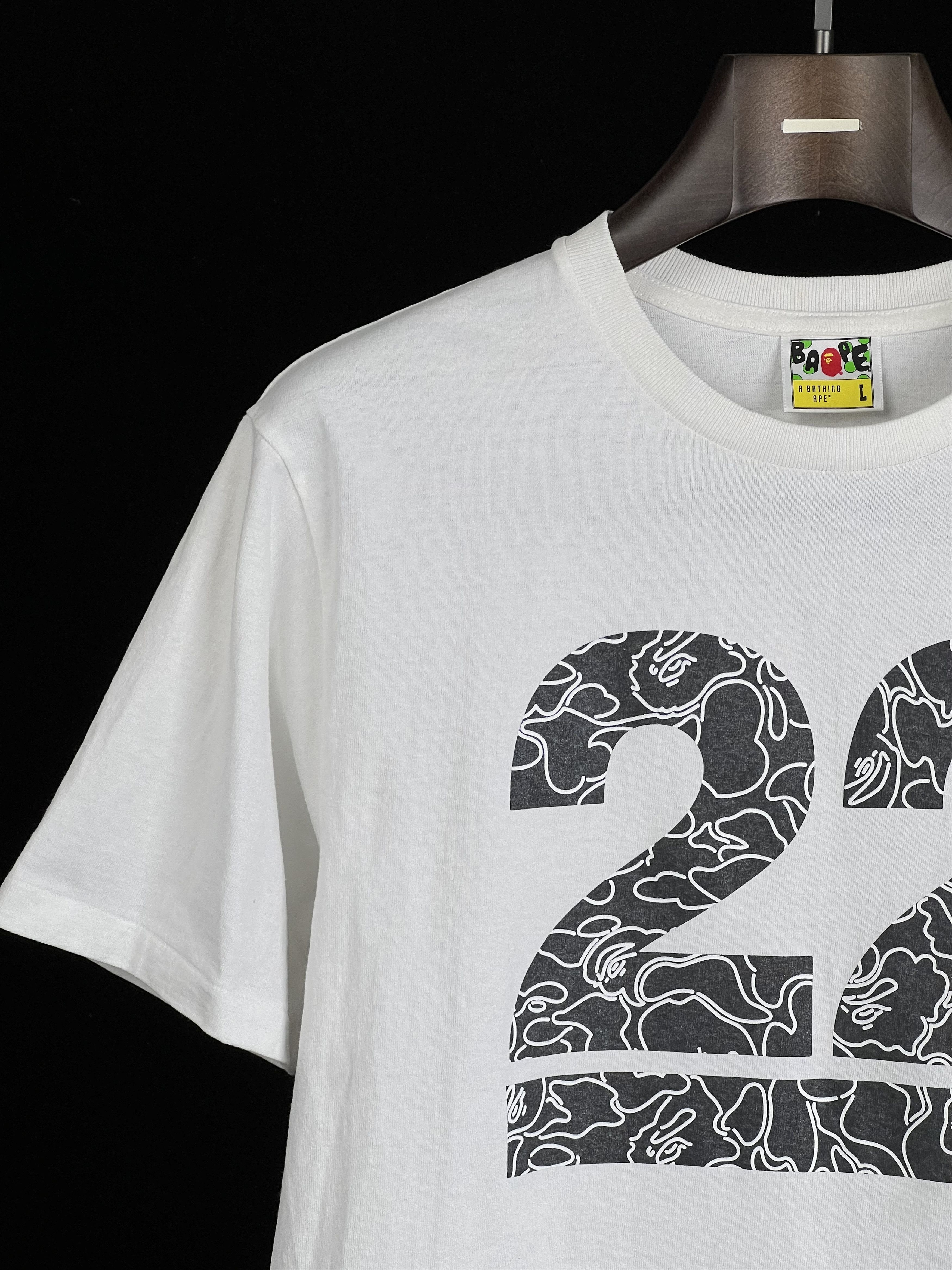 Bape BAPE 22nd Anniversary Tee short sleeve Size US L / EU 52-54 / 3 - 2 Thumbnail