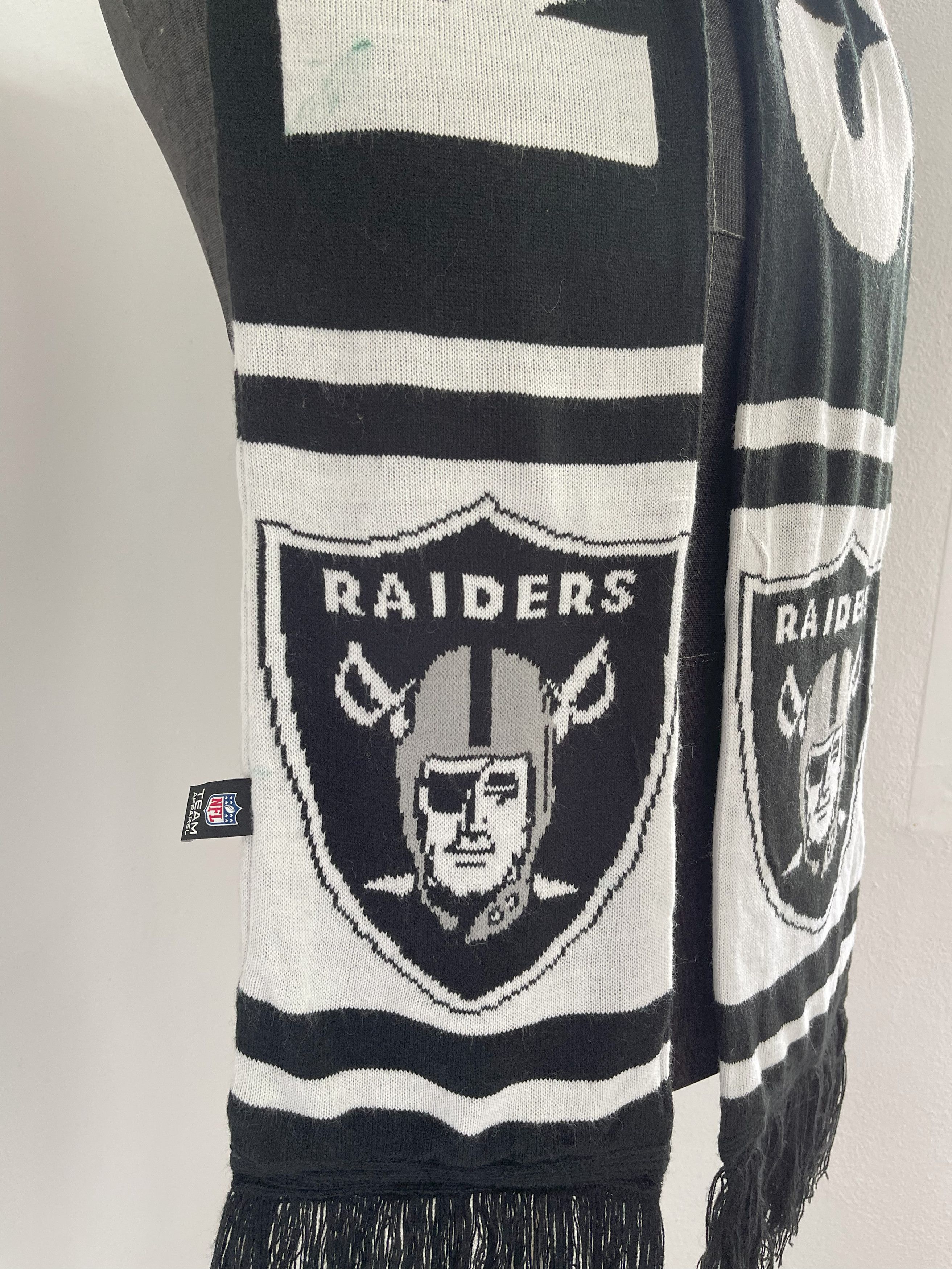 GU Raiders X GU Scarf / Muffler / Accessories - 6034 Size ONE SIZE - 4 Thumbnail