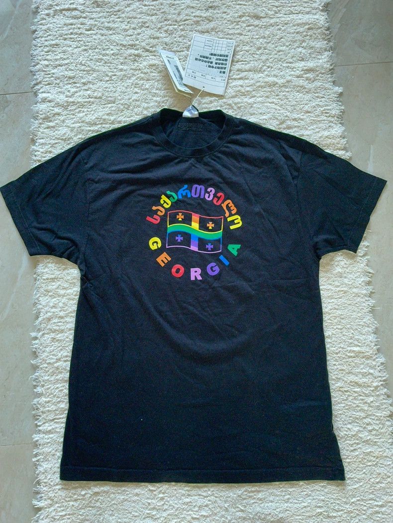 Vetements Vetements Trendy Vettemon Staff 2021AW Short Sleeve Black Size US S / EU 44-46 / 1 - 1 Thumbnail