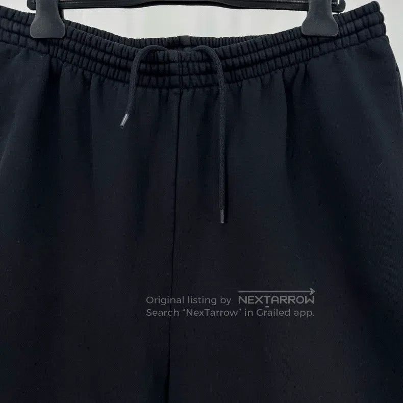 Balenciaga Balenciaga size S Black embroidered letter short Size US 27 - 3 Thumbnail