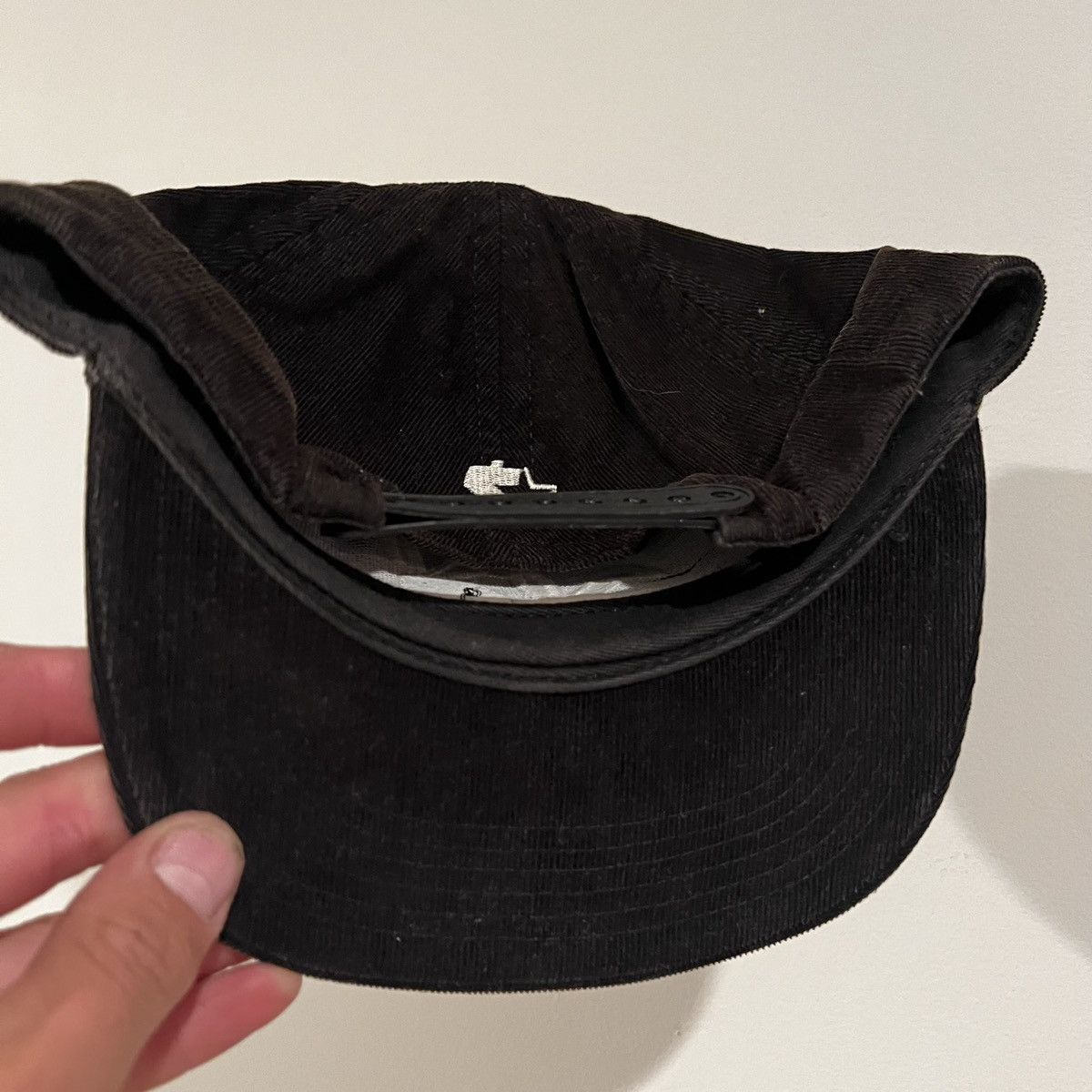 Supreme Supreme AppleTown Snapback Hat corduroy Size ONE SIZE - 10 Thumbnail