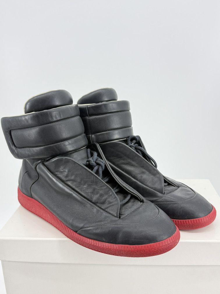 Maison Margiela Future High Black Red Size US 11 / EU 44 - 2 Thumbnail