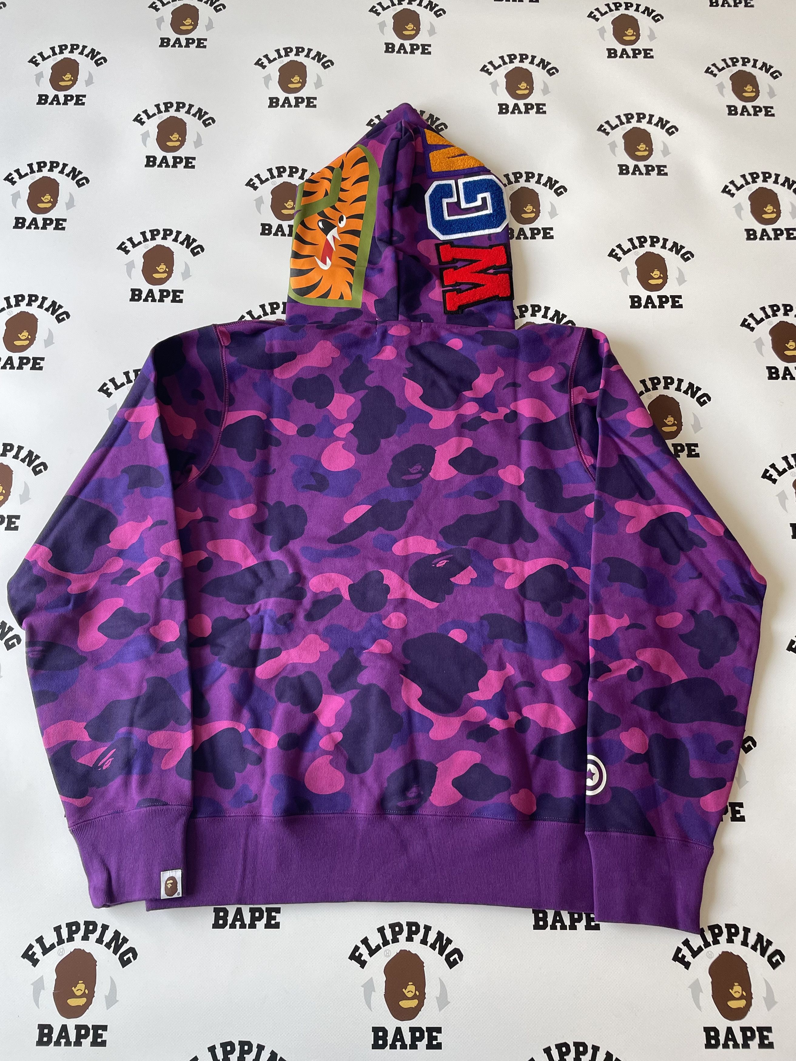 Bape BAPE COLOR CAMO SHARK PULLOVER HOODIE SS24 Size US XL / EU 56 / 4 - 2 Thumbnail
