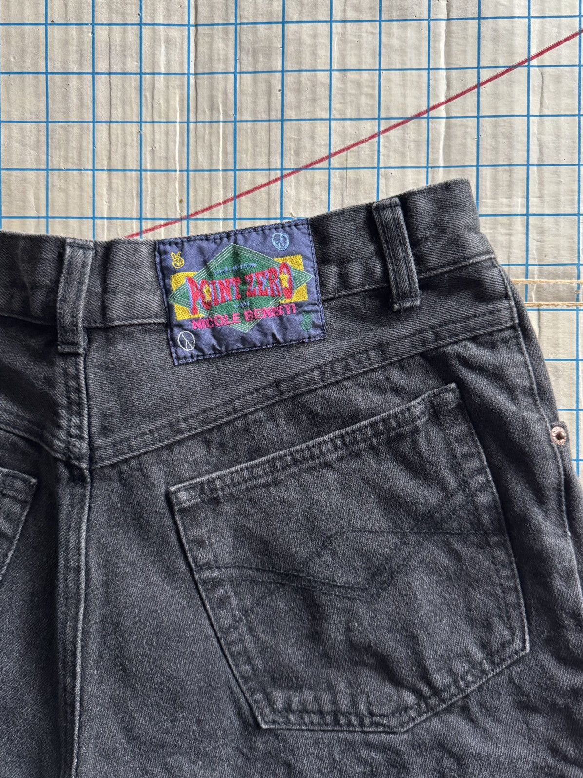 Point Zero × Vintage Vintage Point Zero x Nicole Benisti Women’s Jean Shorts Size 29" - 10 Thumbnail