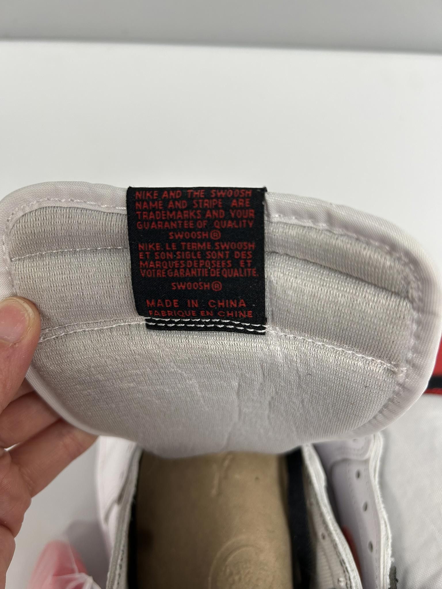 Nike Nike Air Jordan 1 Retro High OG Red/White Sneakers Size US 10 / EU 43 - 10 Thumbnail