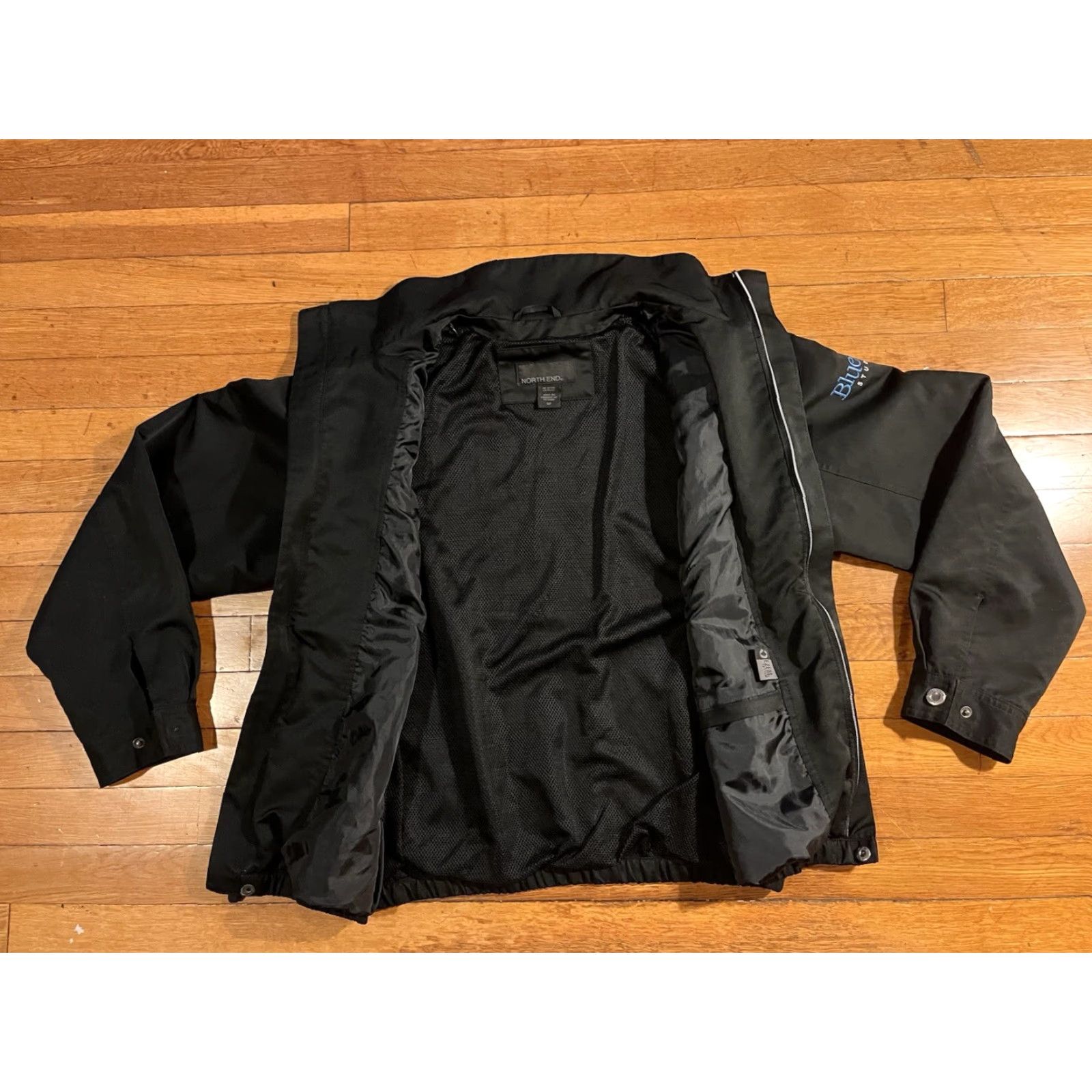 Vintage Ice Age Collision Course Scrat Jacket Men’s S Black Windbreaker Short Jacket 42 Chest Logo Embroidered North End Regular Mens Size US L / EU 52-54 / 3 - 7 Thumbnail