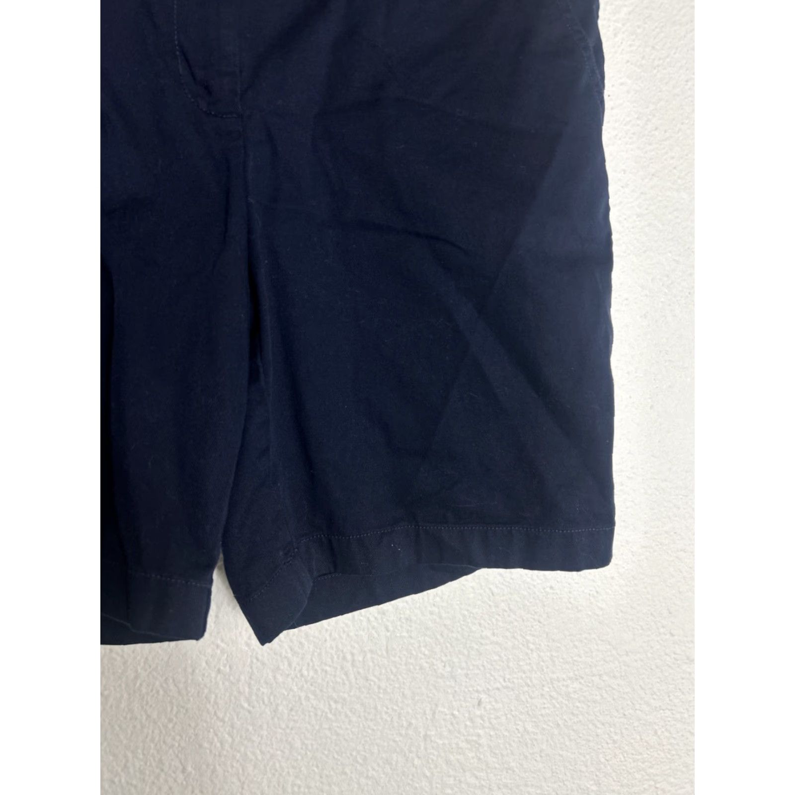 J.Crew J.CREW Chino Shorts Women’s 10 Navy Blue 32x9 Size 32" / US 10 / IT 46 - 6 Thumbnail