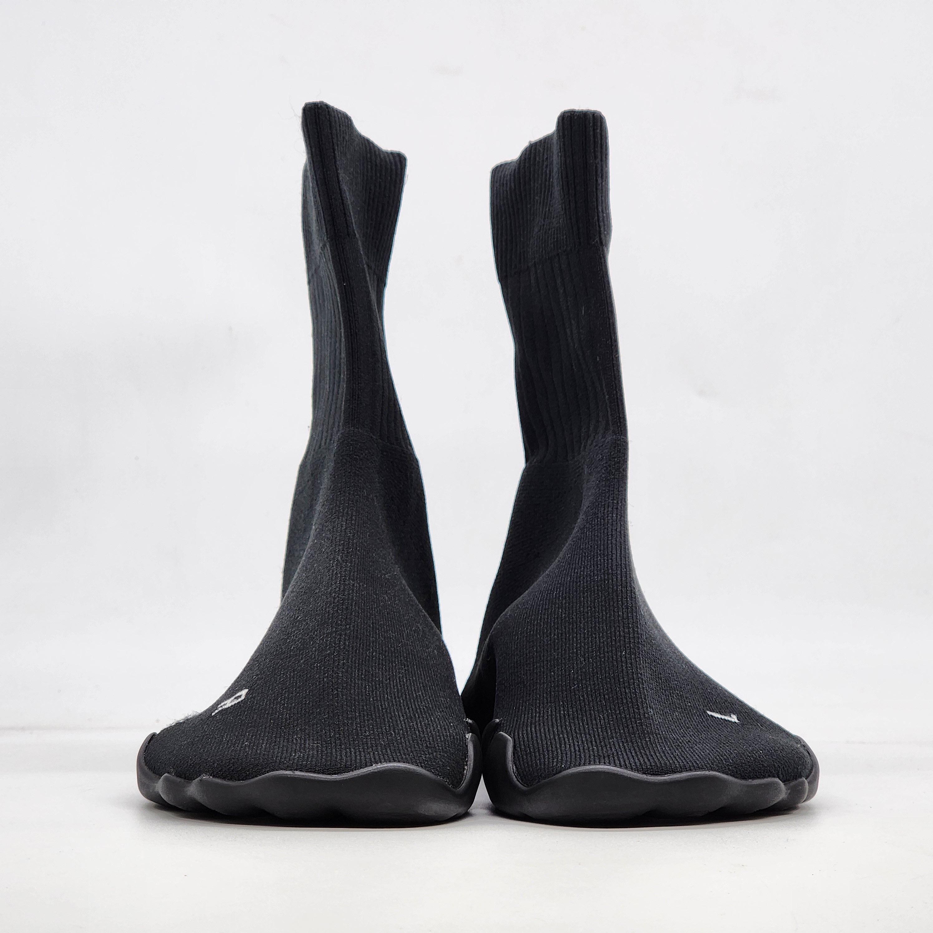 Vetements (NIB) Vetements - AW19 Runway Karate Sock Sneakers Size US 7 / EU 40 - 4 Thumbnail