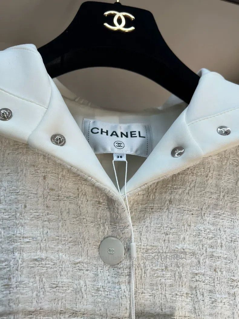 Chanel Chanel 25c white hat jacket Size XS / US 0-2 / IT 36-38 - 4 Thumbnail