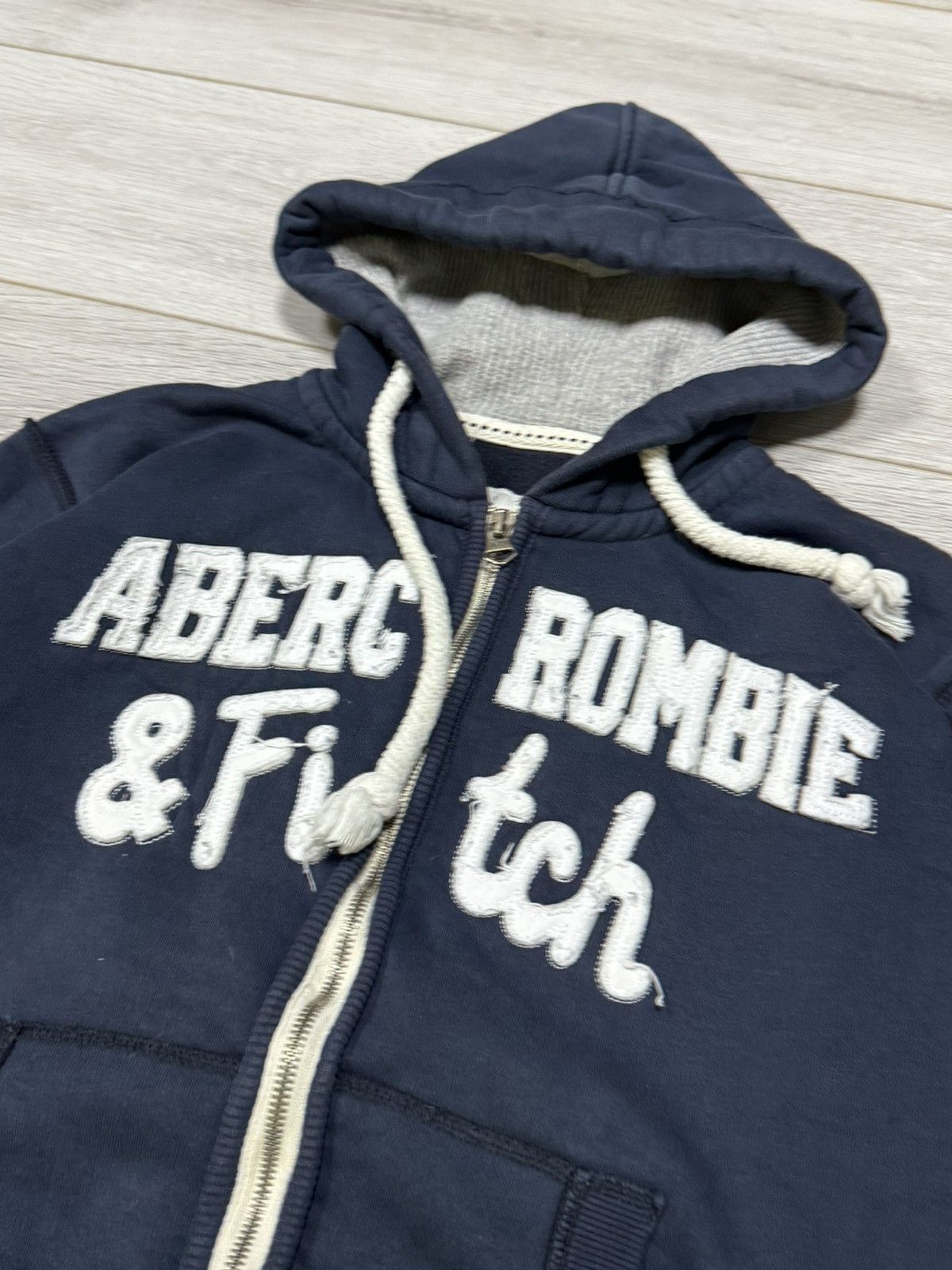 Abercrombie & Fitch Abercrombie Fitch vintage big logo zip hoodie Size US S / EU 44-46 / 1 - 3 Thumbnail