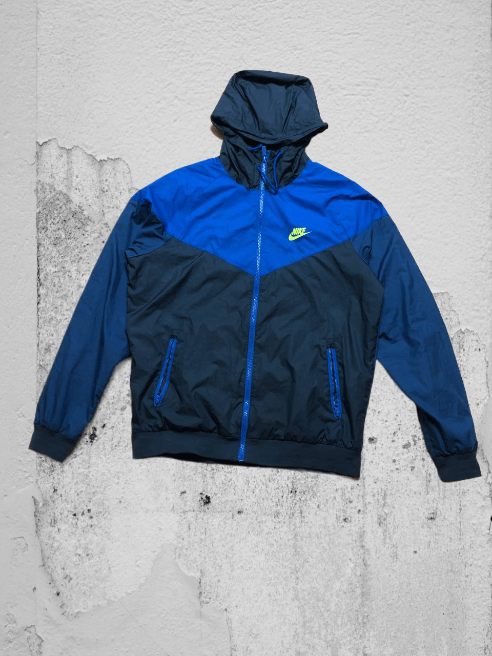 Nike vintage jacket Nike logo Streetwear crazy Y2K size M Size US M / EU 48-50 / 2 - 1 Thumbnail
