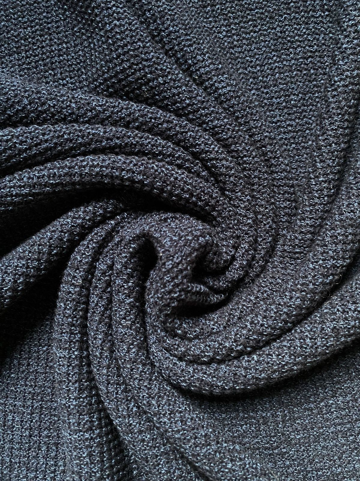 Other Korean luxury casual wear brand made from fine knits, OLZEN. Size US M / EU 48-50 / 2 - 11 Thumbnail