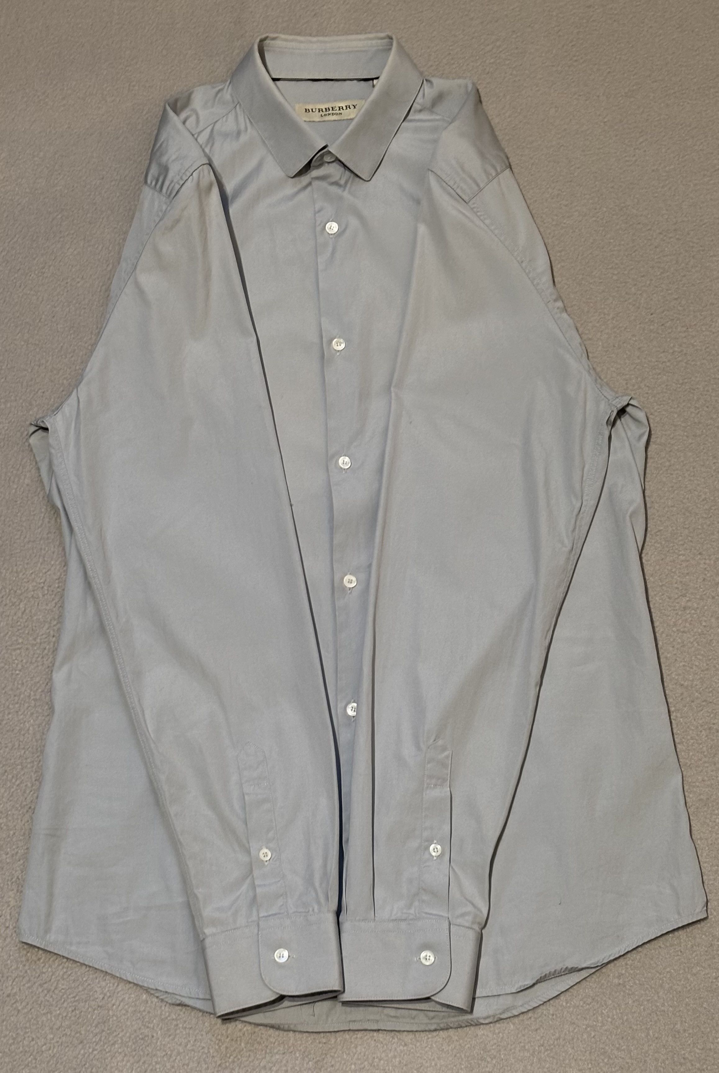 Burberry Burberry Gray shirt size 37 Size US S / EU 44-46 / 1 - 6 Thumbnail