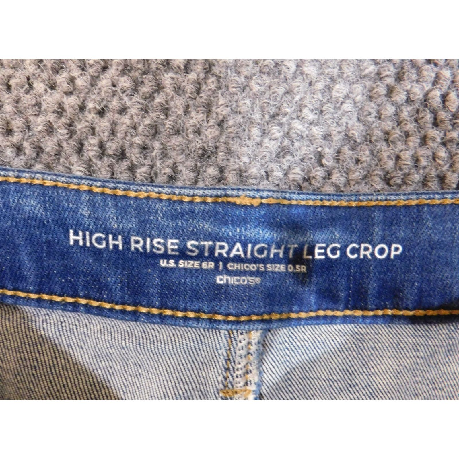 Vintage Chicos Jeans 0.5 Blue Straight Crop High Rise Womens Denim Casual Jeans 26in Inseam Regular Rise Zipper Cotton Blend Polyester Designer 90s? Size 25" / US 0 / IT 36 - 4 Thumbnail