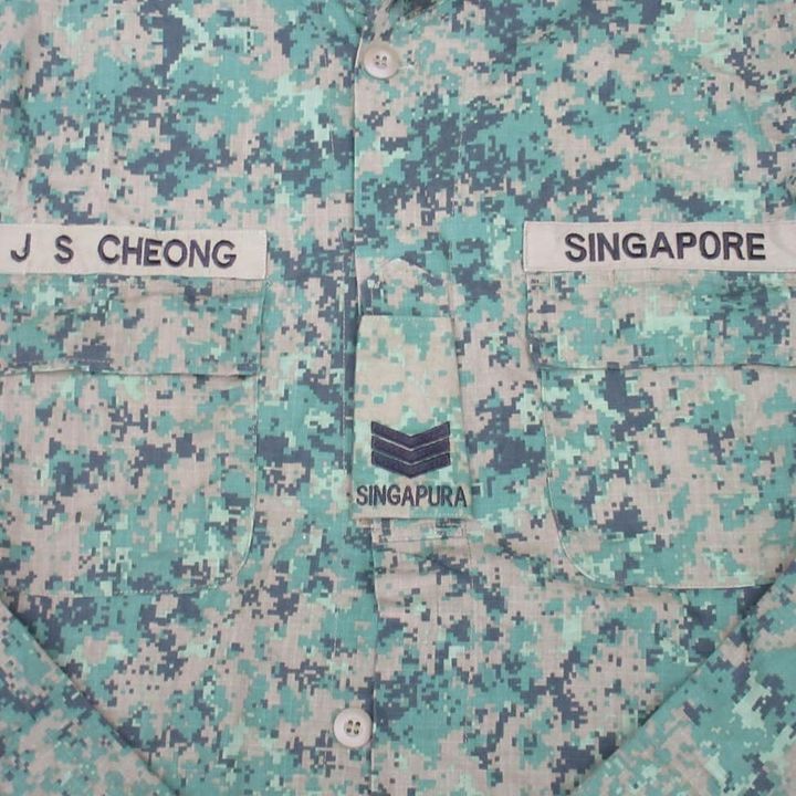 Army Of Me Singapore Army Milittary Official SAF Shirt Man Pixelised Size US L / EU 52-54 / 3 - 2 Thumbnail