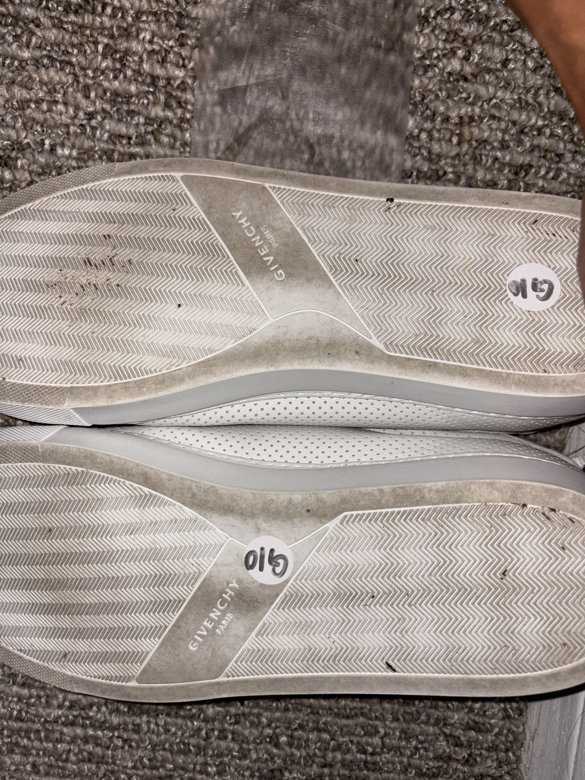 Givenchy Givenchy Urban Street Low Perforated Knot Sneakers – White Size US 11.5 / EU 44-45 - 5 Thumbnail