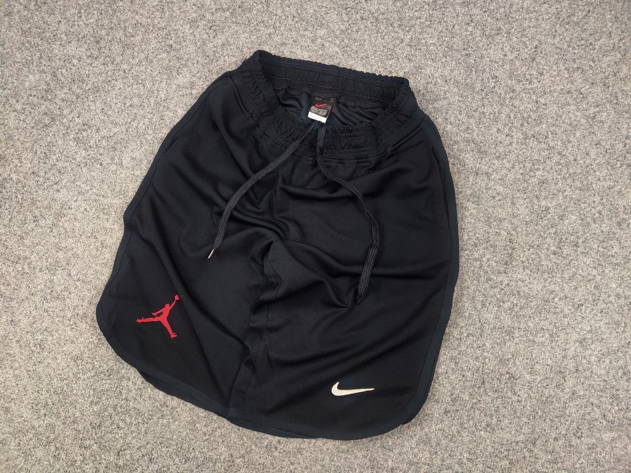 Nike Vintage Y2K Style Nike x Jordan Black Baggy Shorts Size US 32 / EU 48 - 3 Thumbnail
